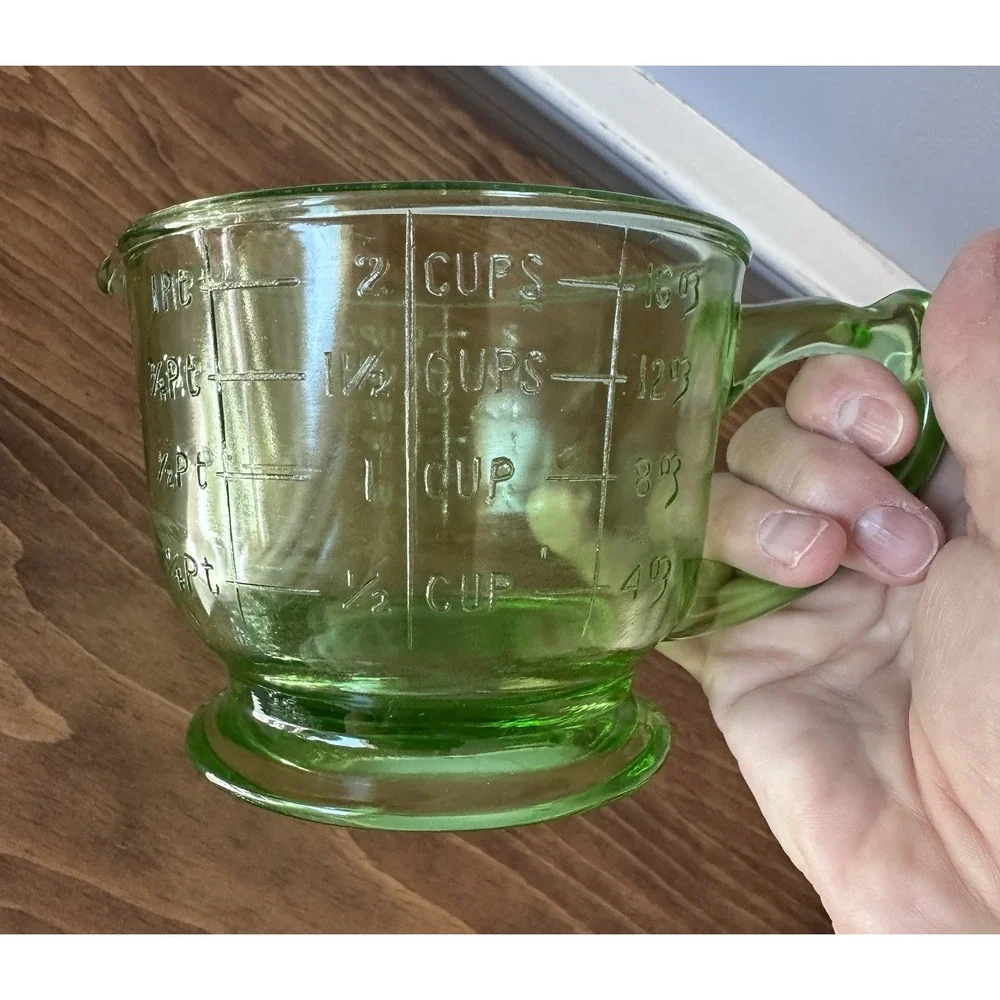 Hazel-Atlas Measuring Cup 2 Cup Green Uranium Glass UV Reactive Vintage